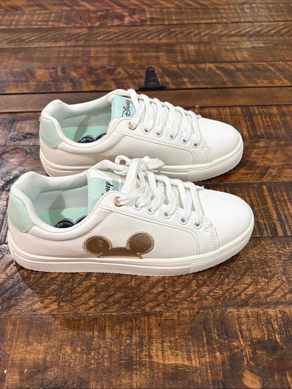Disney Gold Mickey on White sneakers size 7
